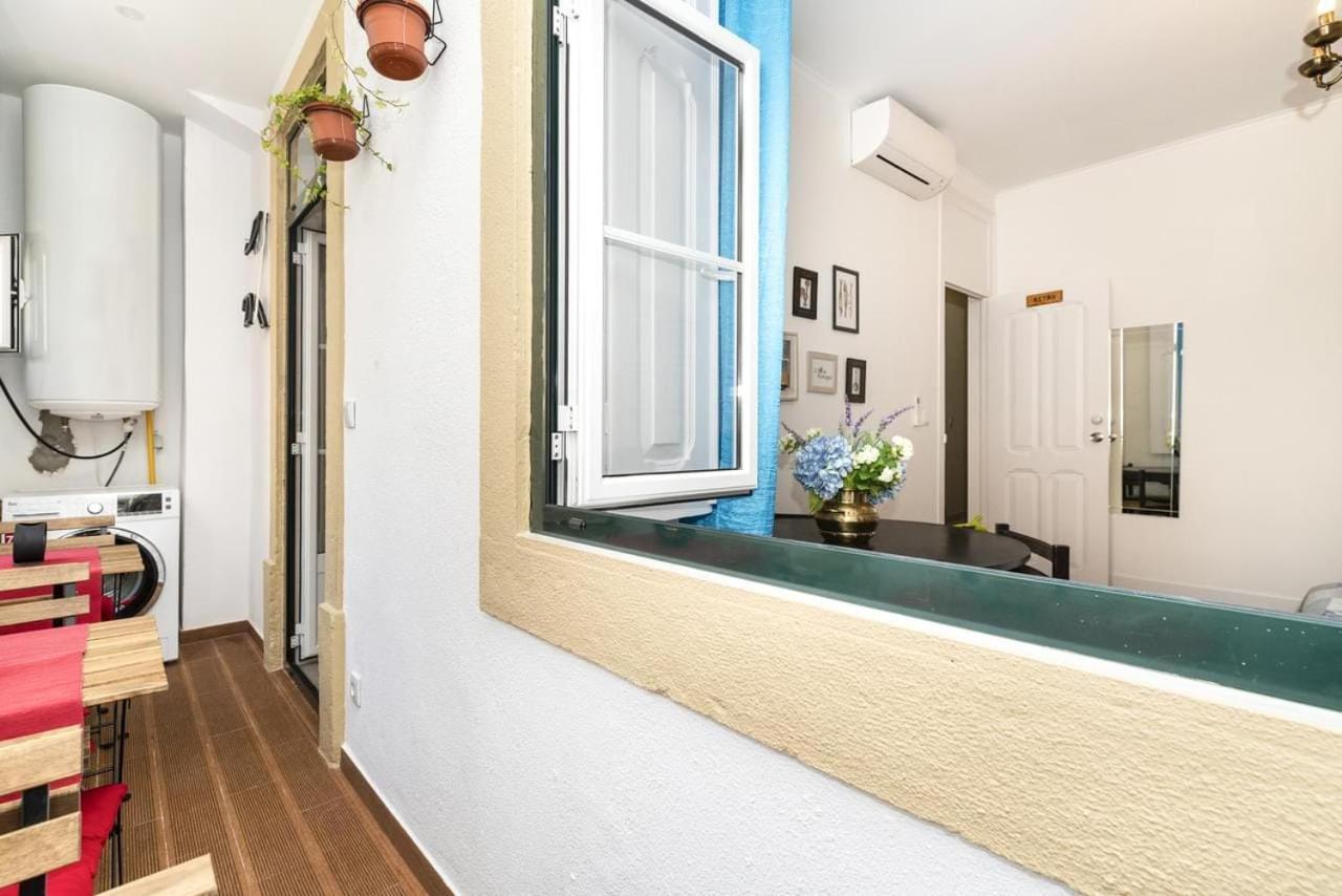 Retro M2 R4 - Lovely Double Room With Shared Bathroom Lisbon Exterior photo