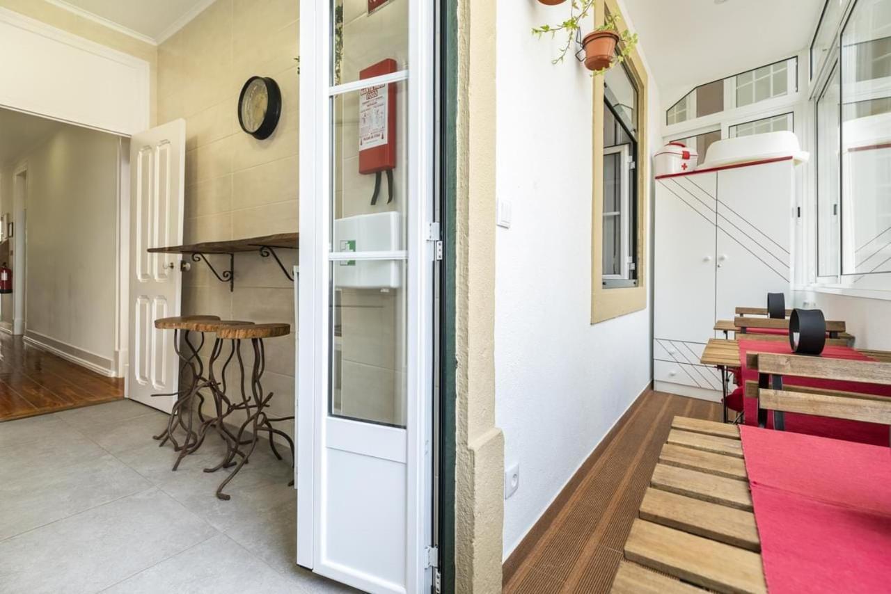 Retro M2 R4 - Lovely Double Room With Shared Bathroom Lisbon Exterior photo